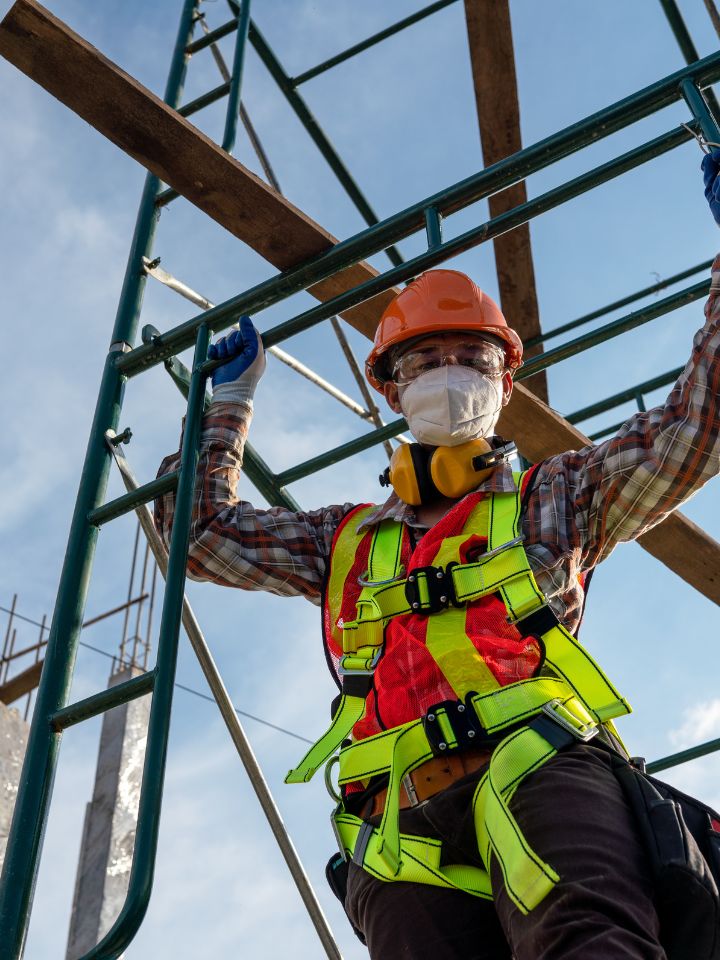 access platforms Holloway